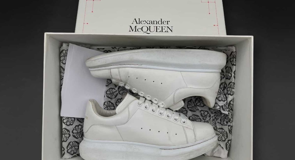 Alexander Mcqueen Oversize Blanc 39